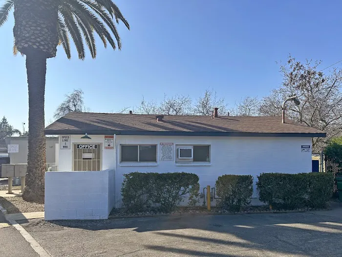 Sierra Mobile Village Picture 9