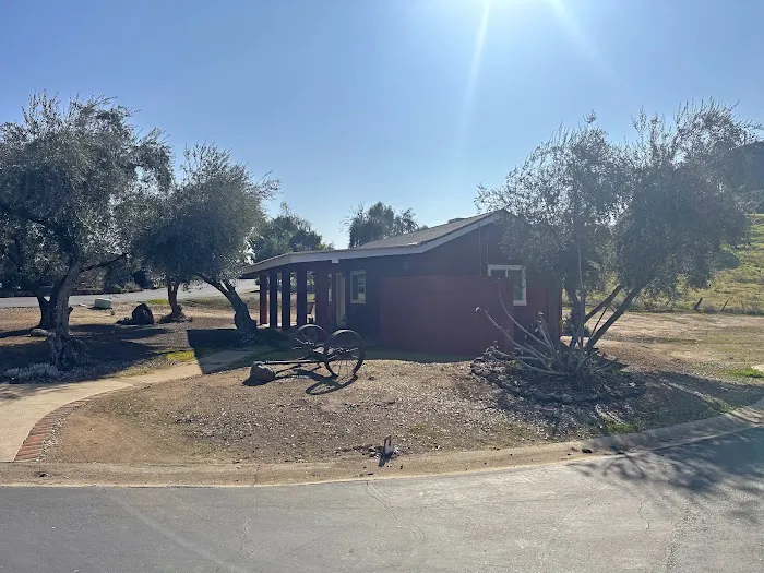 Castle Rock Mobile Ranch Picture 6