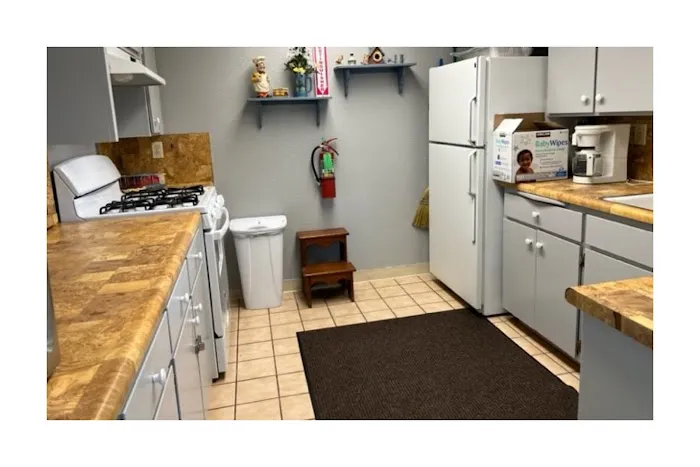 Country Manor Picture 2