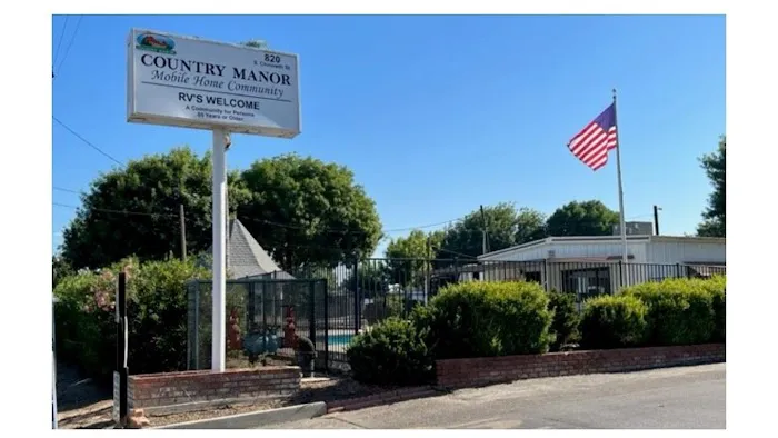 Country Manor Picture 7