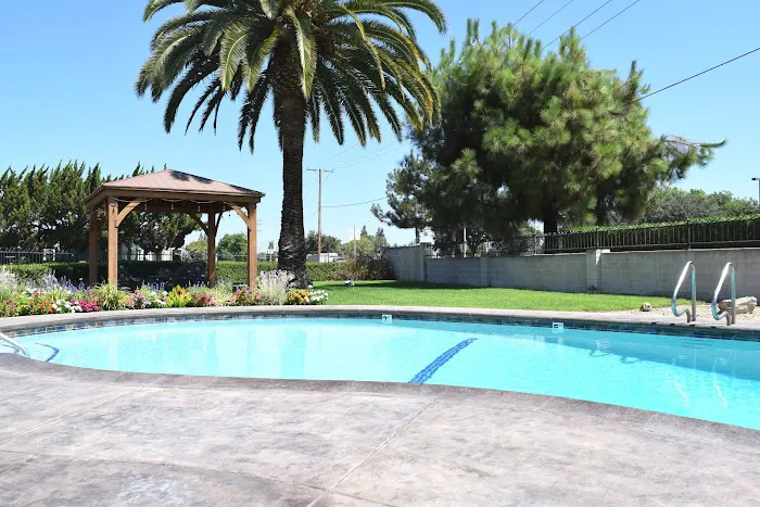 Willow Glen Mobile Home Park Picture 8