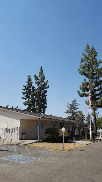 Royal Oaks Picture 1