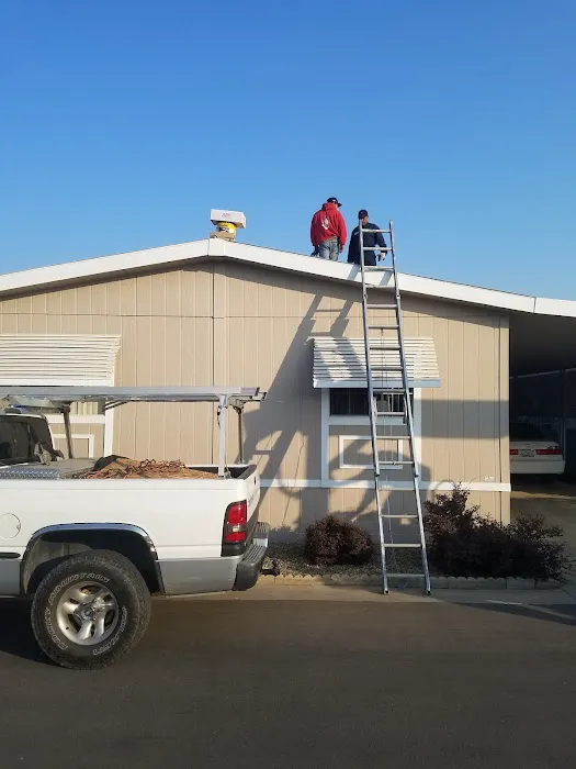 Oaks Estate Mobile Home Park Picture 4