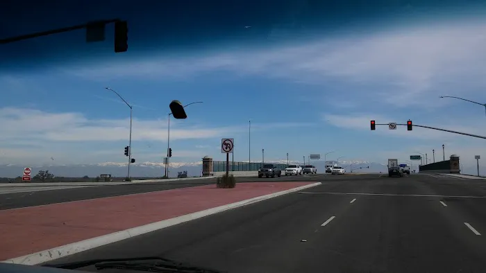 Oaks Estate Mobile Home Park Picture 10