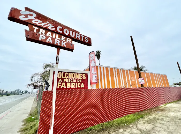 Fair Courts Trailer Park Picture 4