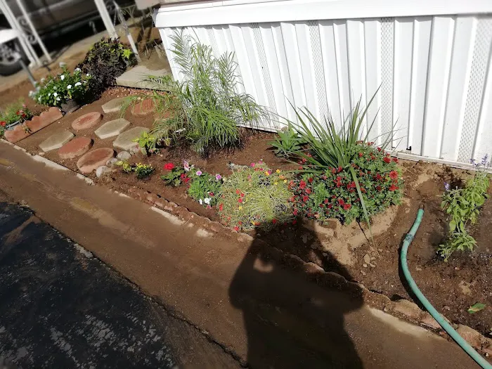 Western Sky Mobile Home Park Picture 6