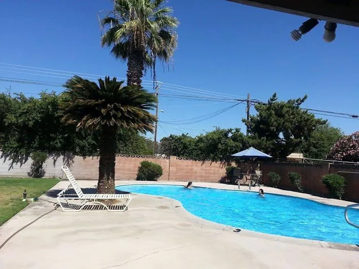 Western Sky Mobile Home Park Picture 10