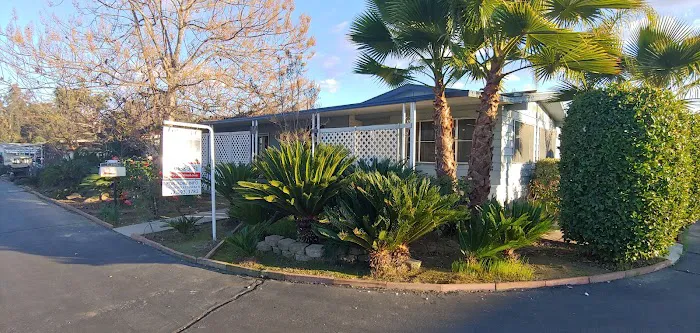 Kings River Mobile Home Park Picture 6