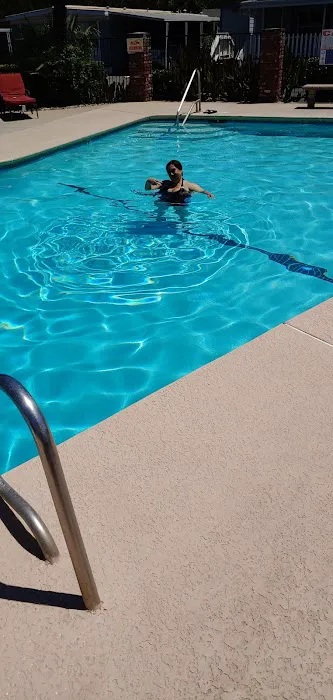 Kings River Mobile Home Park Picture 1