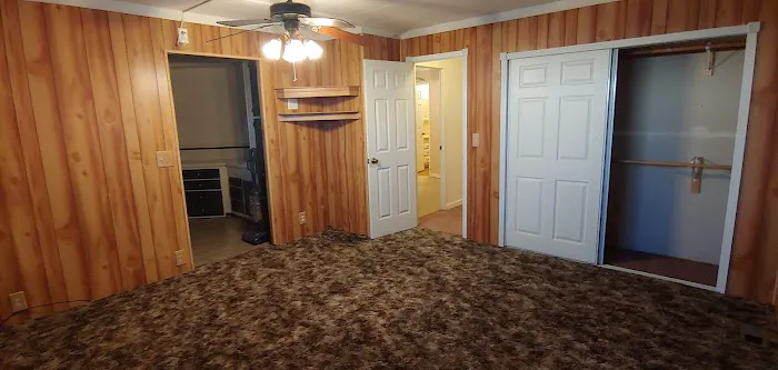 Kings River Mobile Home Park Picture 3