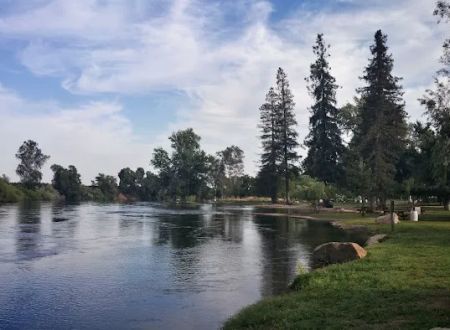 Lindy's Landing RV Resort And Campground