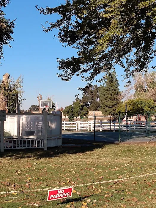 Riverland RV Resort Picture 3