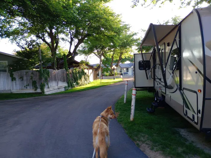 Viking RV Park Picture 1