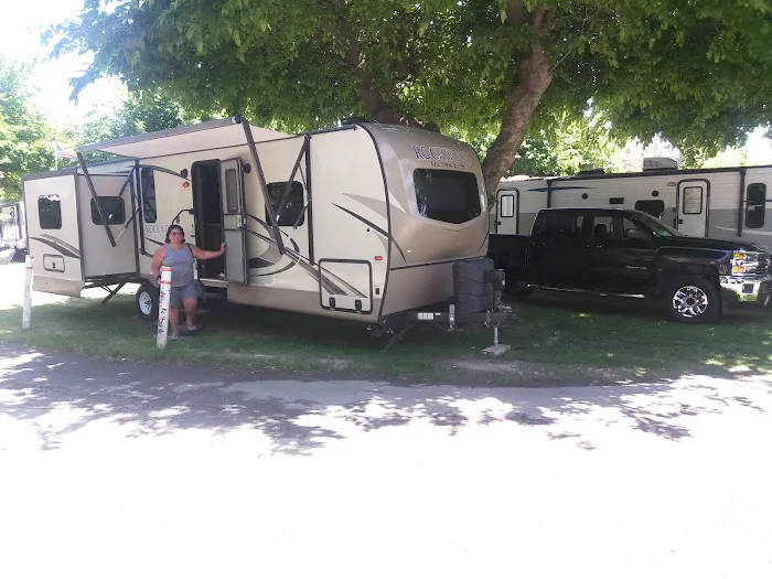 Viking RV Park Picture 2