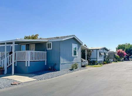 Hanford MH & RV Park