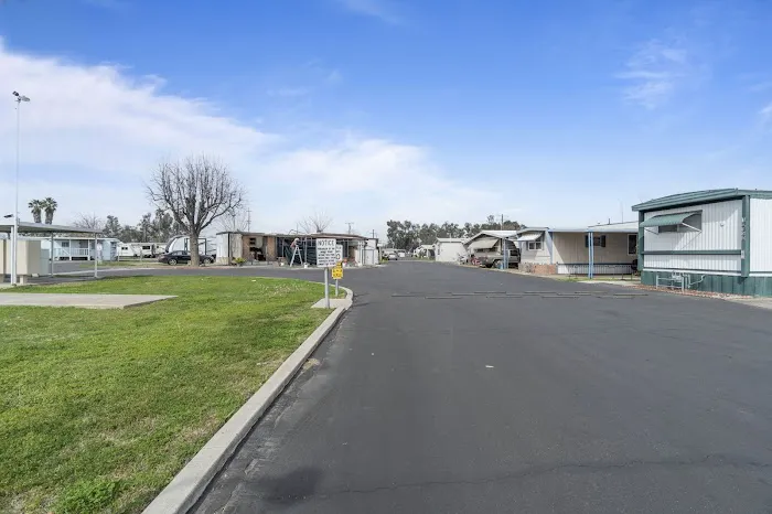 Belair Mobile Home Park Picture 8