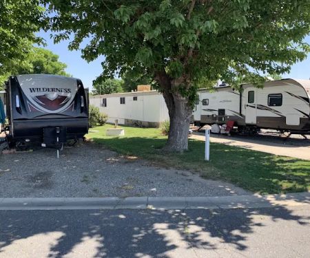 Four Seasons Estates