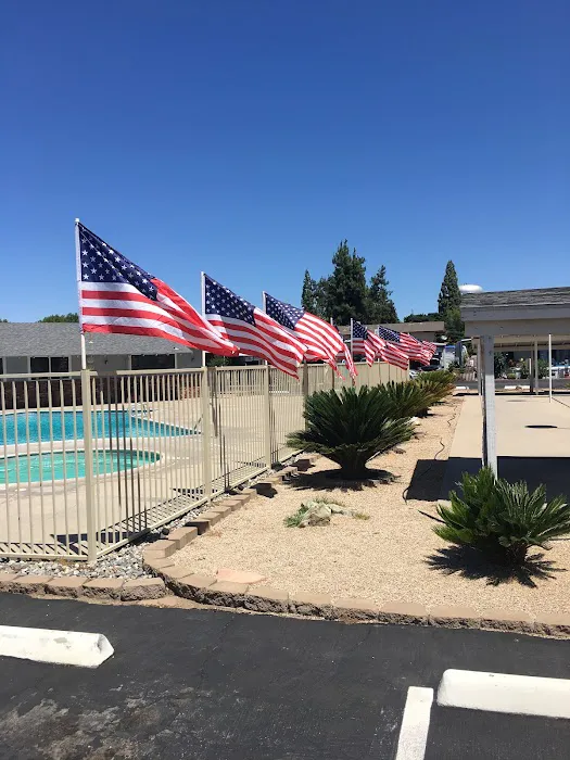 Villa Park Mobile Home Estates Picture 10