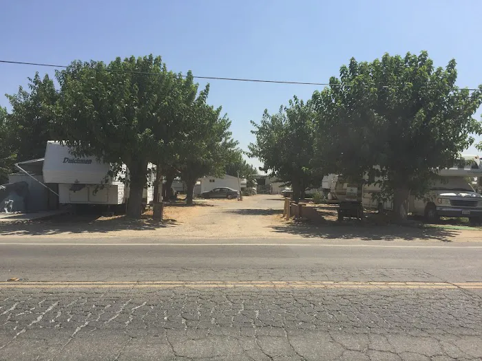 Shady Acres Mobile Home & RV Park Picture 10