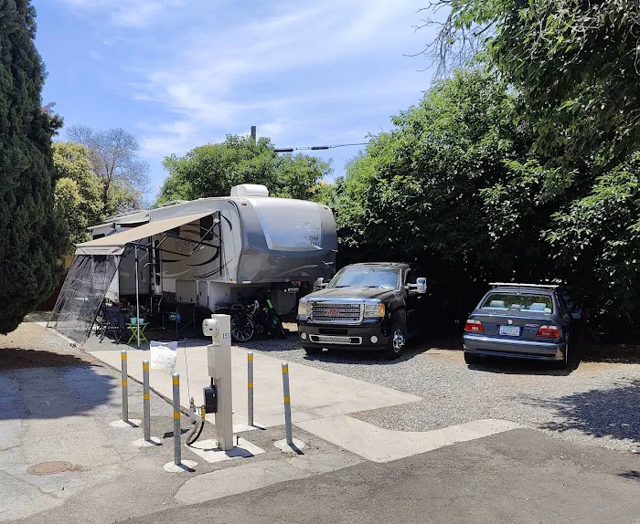 Fresno Mobile Estates Picture 3