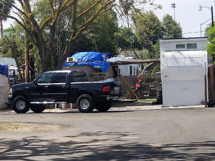 Westbrook Mobile Home Park Picture 8