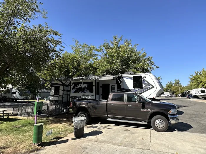 Blackstone North RV Park Picture 2