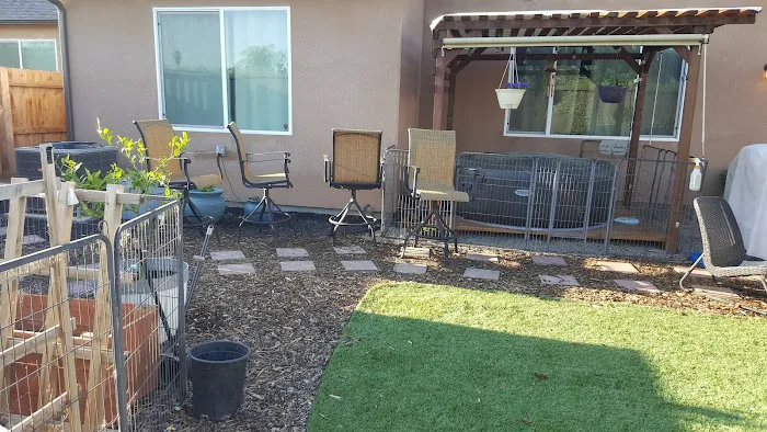 Magnolia Gardens Mobile Home Park Picture 10