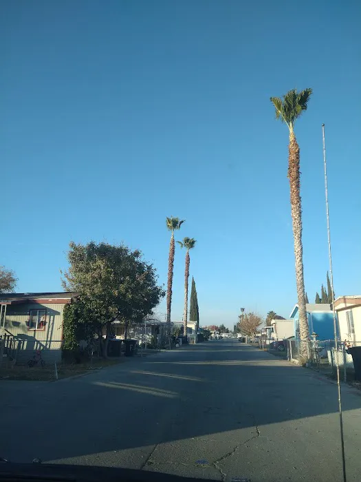 Kings Mobile Estates Picture 2