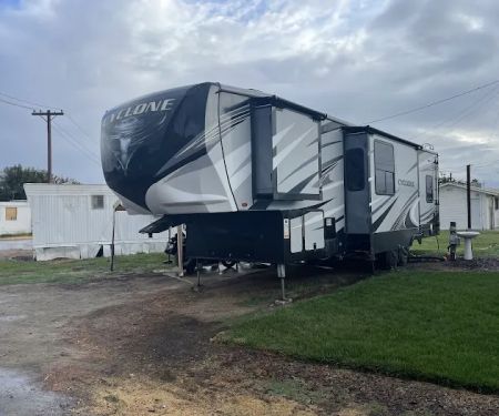 Lemoore Mobile Home Park