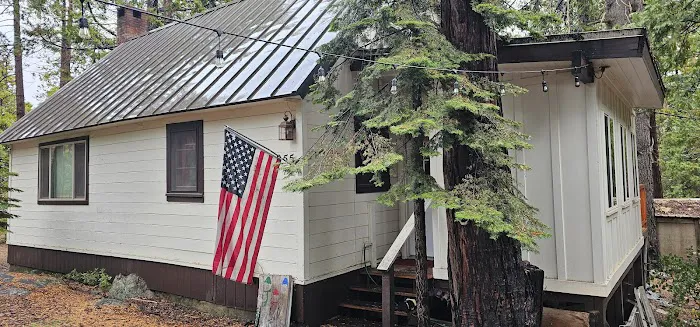 Ponderosa Trailer Park Picture 5