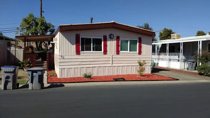 San Joaquin Village Mobile Picture 3