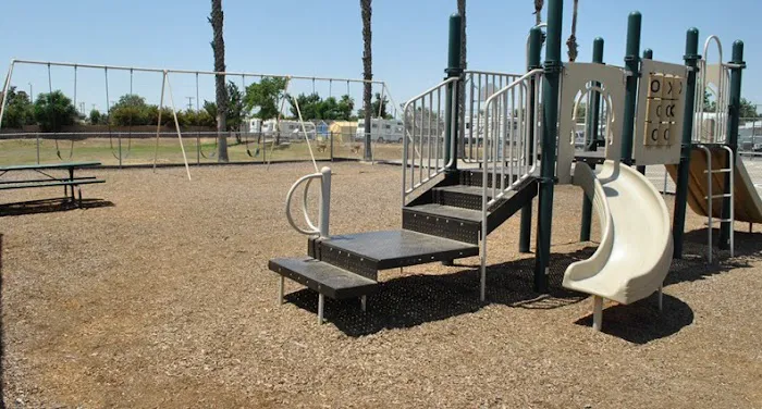 Four Seasons Picture 7