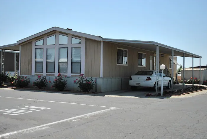 Four Seasons Picture 9