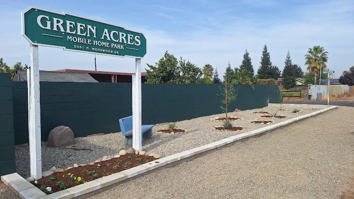 Green Acres Mobile Home Park Picture 1