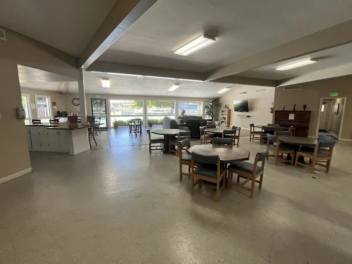 Woodward Bluffs Mobile Home Picture 7