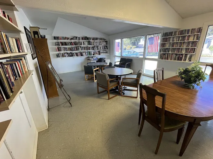 Woodward Bluffs Mobile Home Picture 5