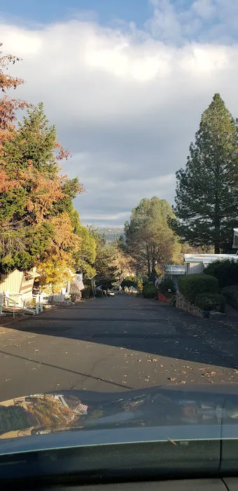 Oakhurst Mobile Home Estates Picture 8