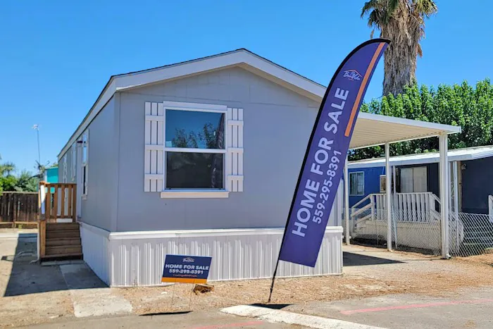 Amandako Mobile Home Park Picture 5