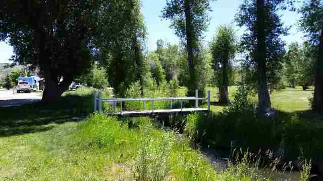 Holiday Hills RV Park Picture 7