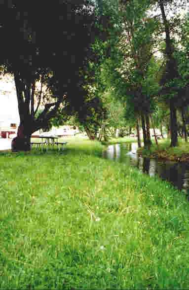 Holiday Hills RV Park Picture 8