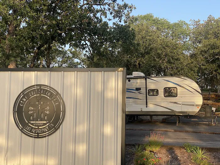 Camp QYB's RV Area Picture 3