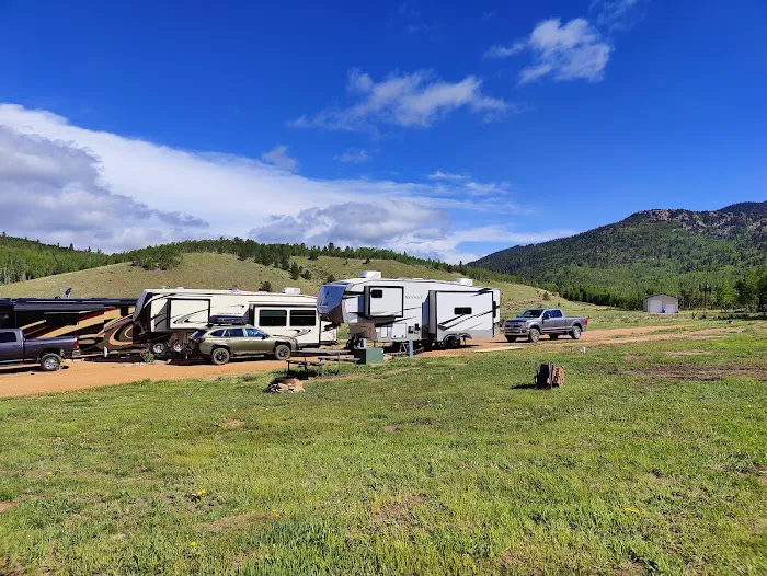 Rocking M Ranch Campground Picture 2