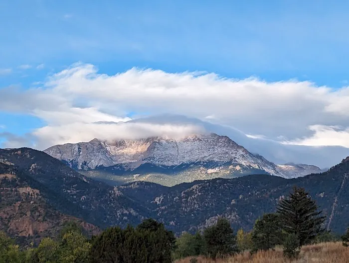 Garden of the Gods RV Resort Picture 2