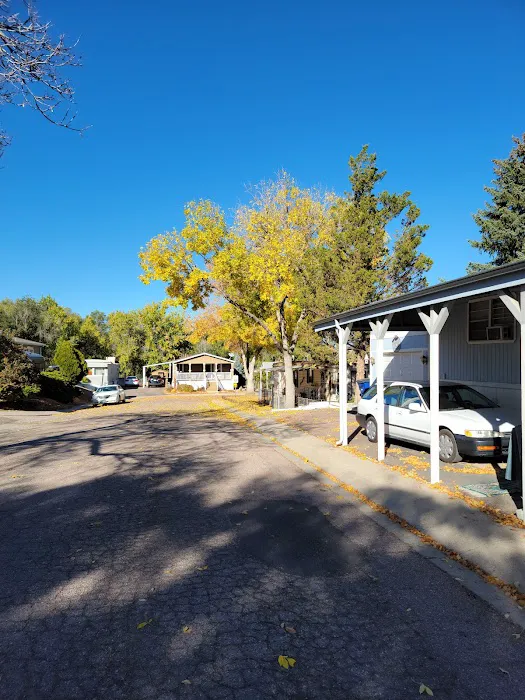 Holiday Village - Colorado Picture 6