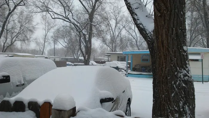 Aspen Grove Mobile Home Park Picture 4