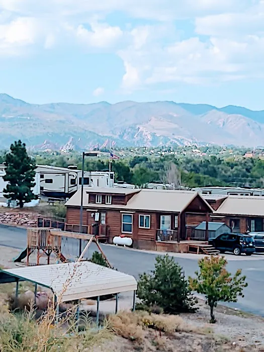 Foot of the Rockies RV Park Picture 3