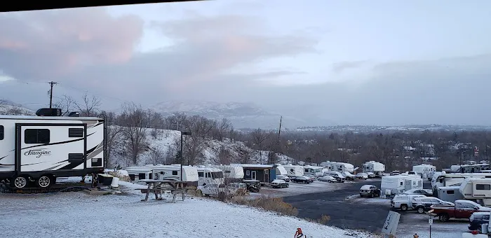 Foot of the Rockies RV Park Picture 7