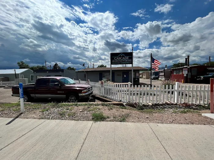 Cascade Manufacturing Housing Community Picture 3