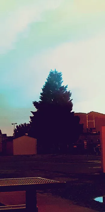 Highland Mobile Home Park Picture 9