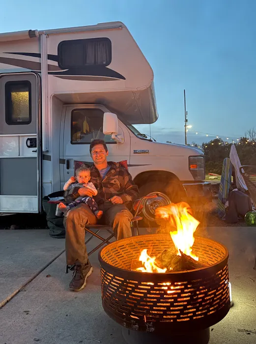 Colorado Springs KOA Holiday Picture 3